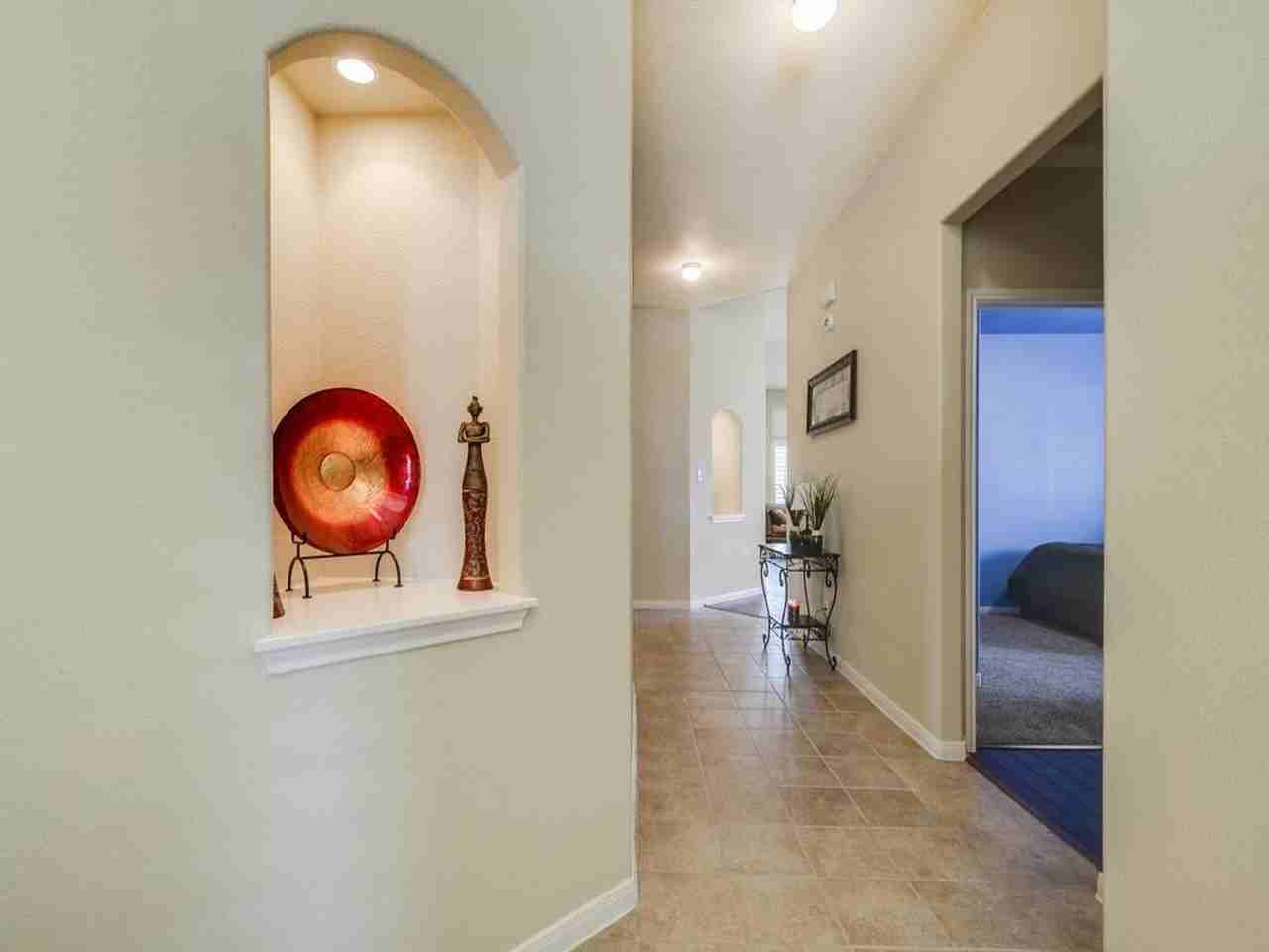 2209 Settlers Park Loop - Photo 6 of 28