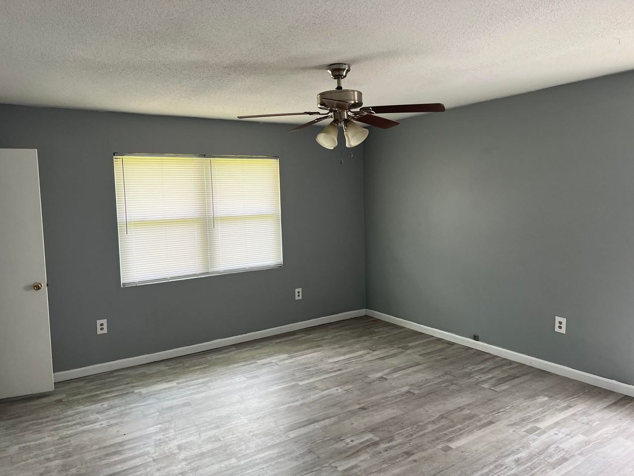 160 Cherokee Cir - Photo 6 of 8