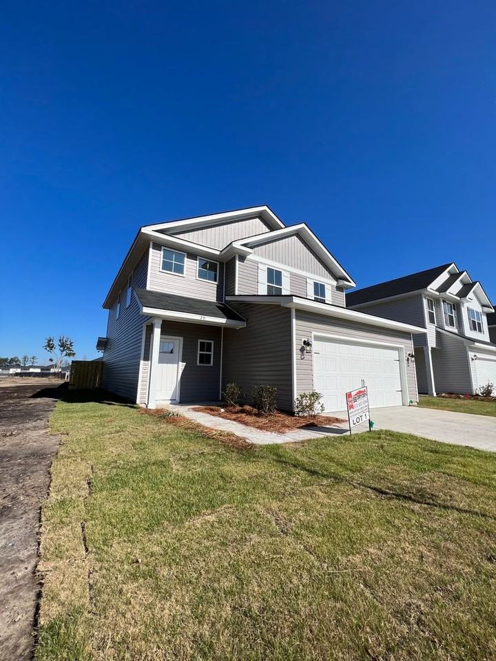 20 Centennial Ct - Photo 4 of 36