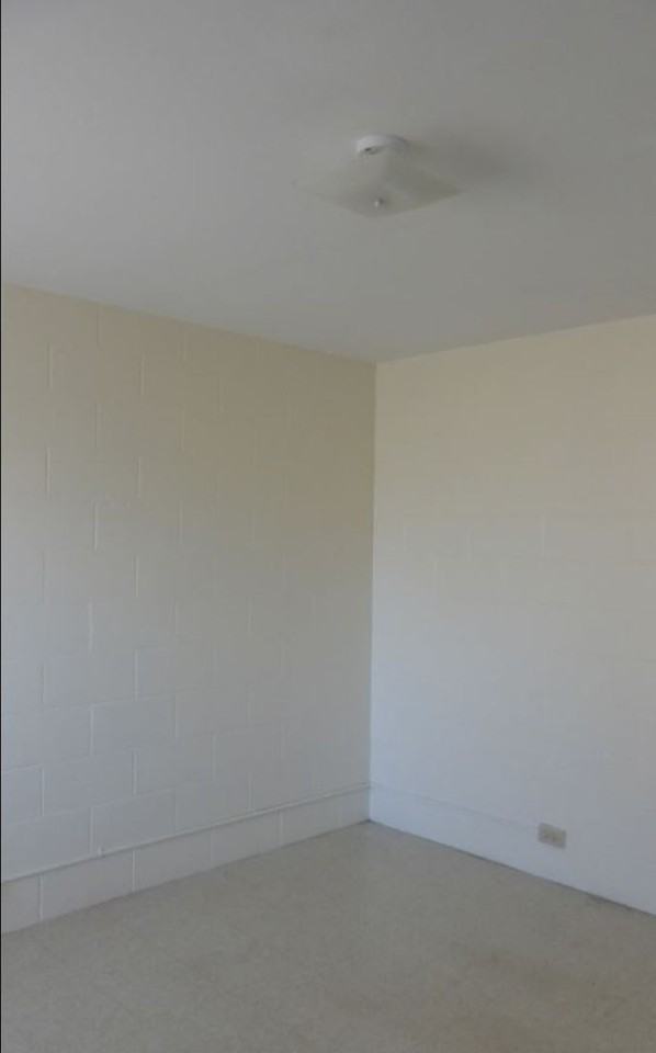 1219 N School St - Photo 2 of 7