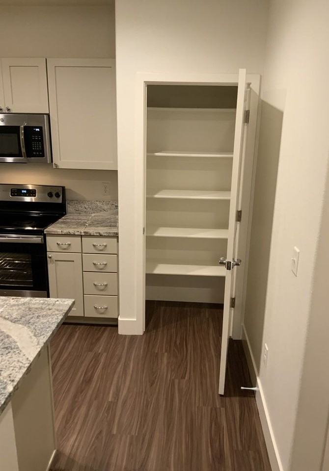 Skyline Luxury Apartments - Photo 6 of 37