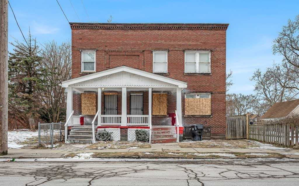 1260 East 61st Street, Unit B - Photo 2 of 13