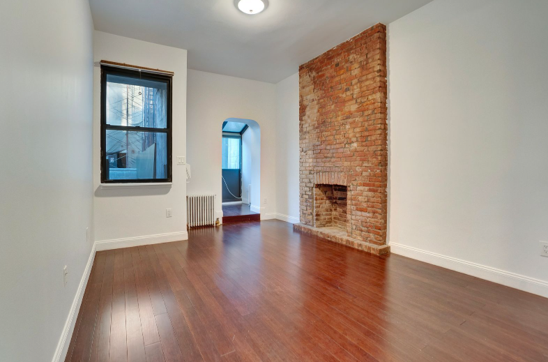 271 W 22nd St #2E - Photo 2 of 9