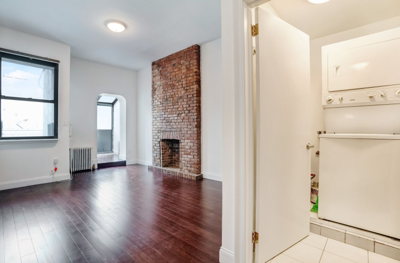 271 W 22nd St #2E - Photo 4 of 9