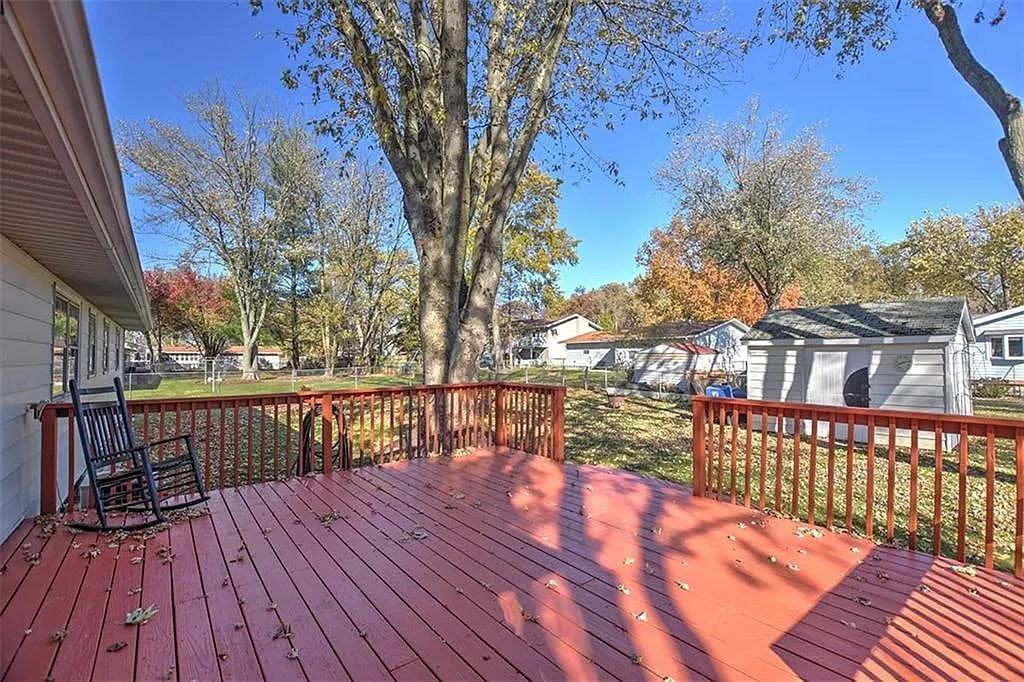 850 Mintler Dr - Photo 2 of 4