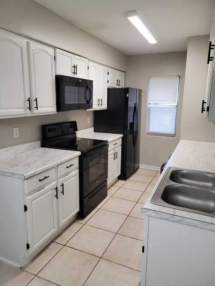 1607 Terrace Dr #1607 - Photo 5 of 15