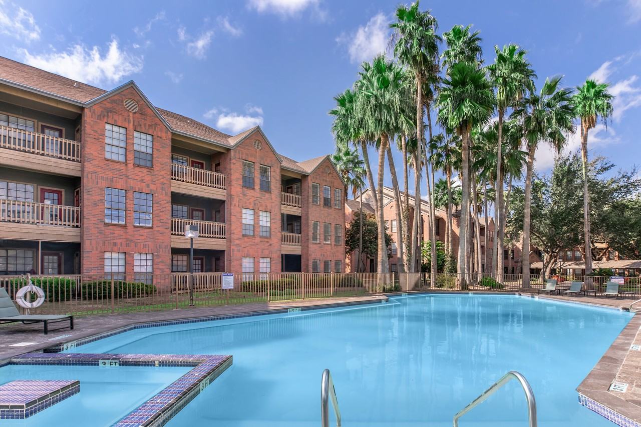 Encino - Photo 2 of 42