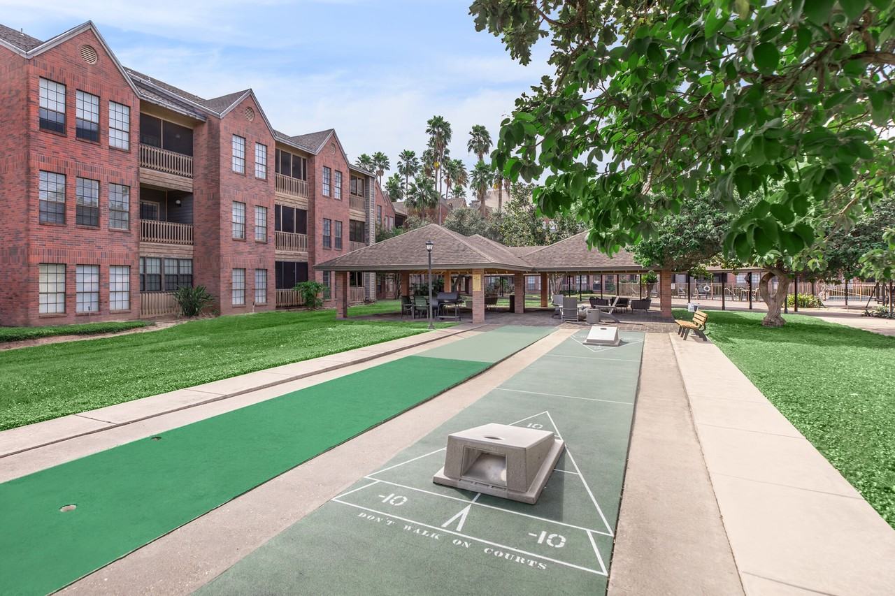 Encino - Photo 3 of 42