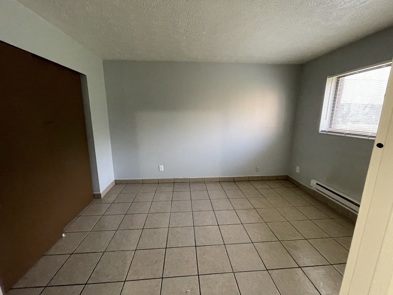 OH_MM_2577 W Galbraith Road - Photo 3 of 4