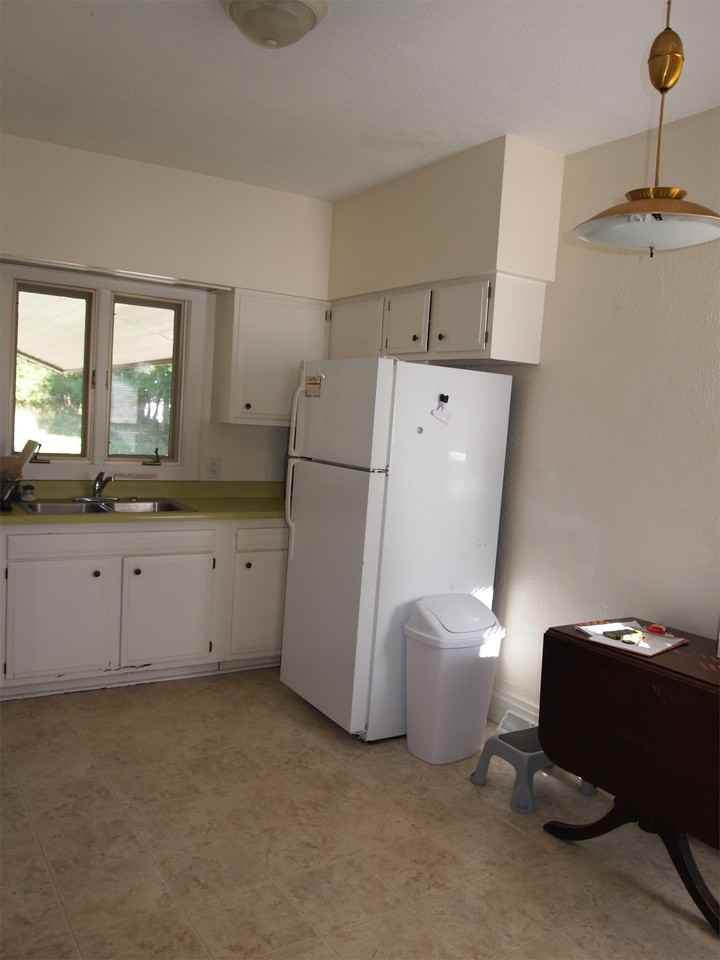 West Street N 187 - Photo 2 of 40