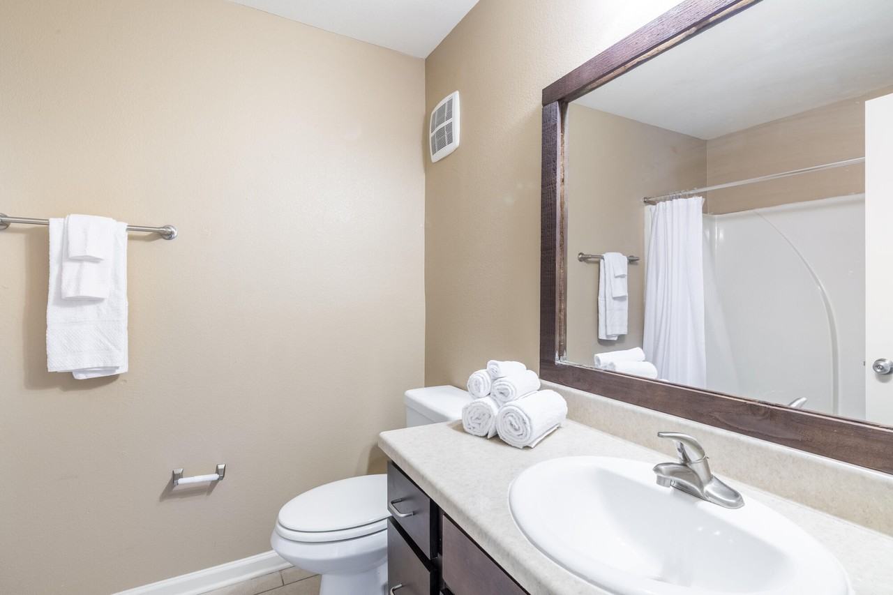 Newport Village - Photo 5 of 31