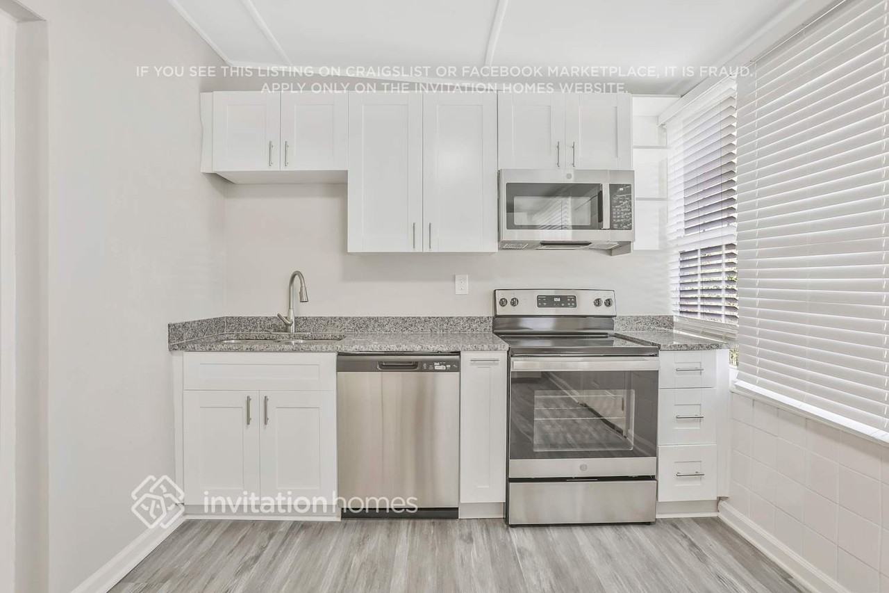 4924 Sheila Ln - Photo 6 of 22