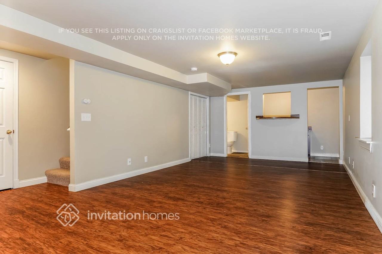 1805 88th Dr Se - Photo 3 of 16