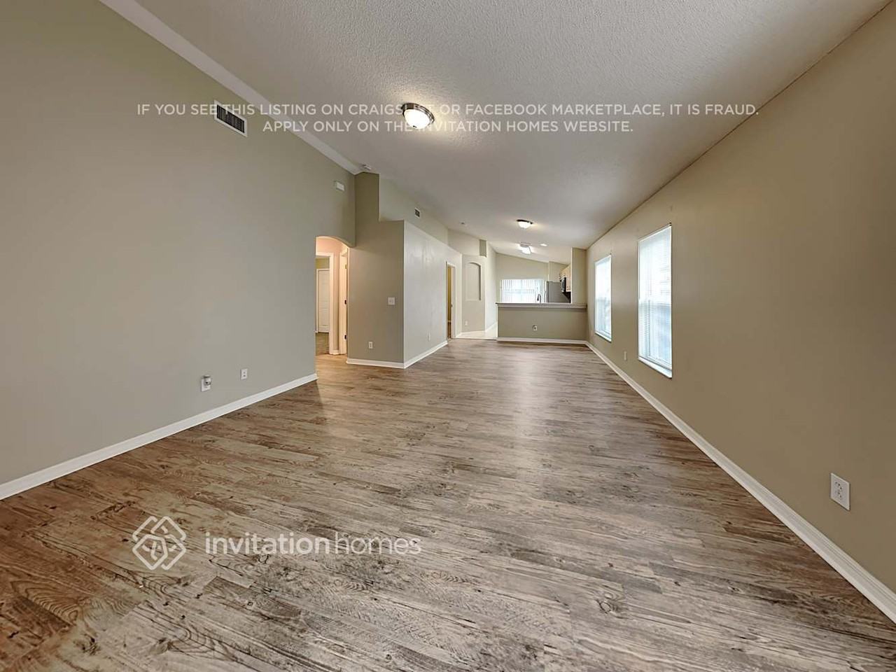 611 Cape Cod Cir - Photo 4 of 17