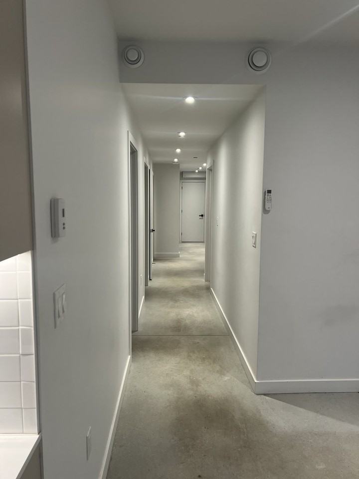 182 Cameron Ave - Photo 3 of 10