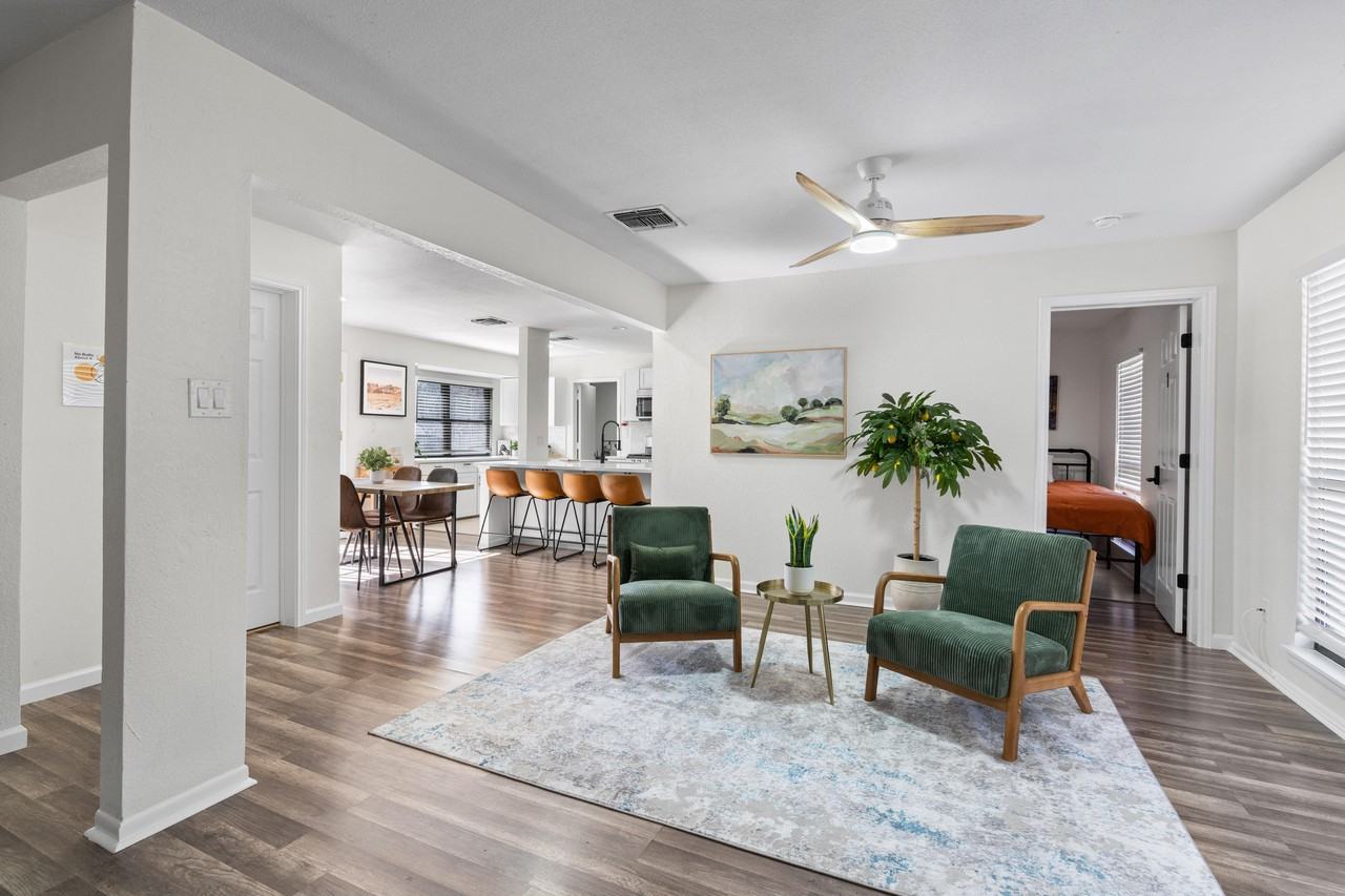 Shin Oak Drive - Photo 3 of 18