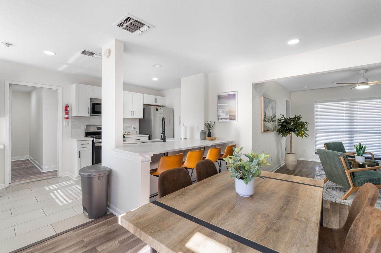 Shin Oak Drive - Photo 7 of 18