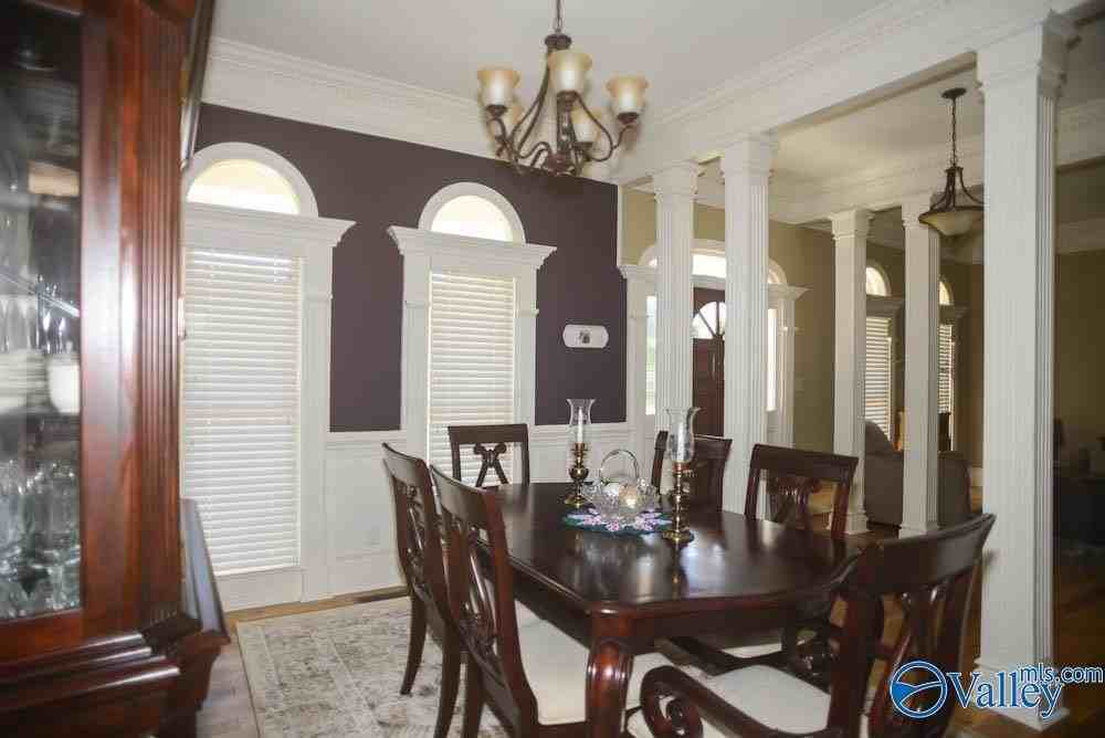 7304 Ferncliffe Dr Se - Photo 7 of 35