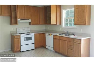 13765 Point Lookout Road - Photo 3 of 9