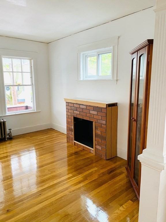 135 Mills Street ##1 - Photo 3 of 8