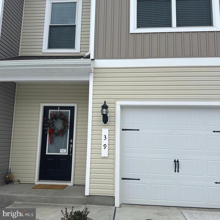 39 Cramsford St - Photo 2 of 19