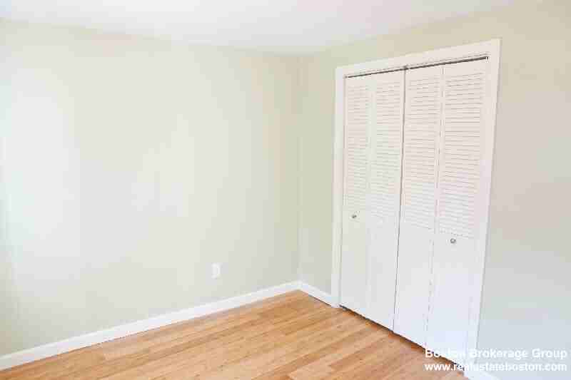 26 Evergreen St #2 - Photo 3 of 8