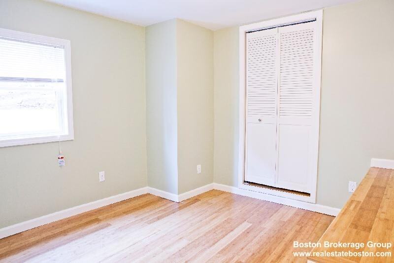 26 Evergreen St #2 - Photo 4 of 8