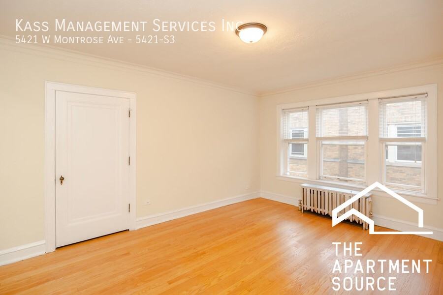 5421 W Montrose Ave #S3 - Photo 3 of 10