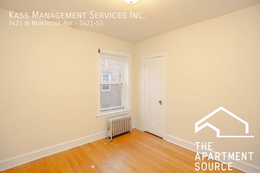 5421 W Montrose Ave #S3 - Photo 5 of 10