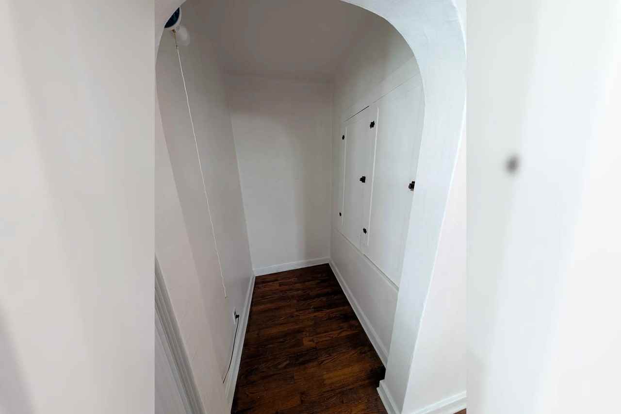 244 E Grout St - Photo 2 of 19