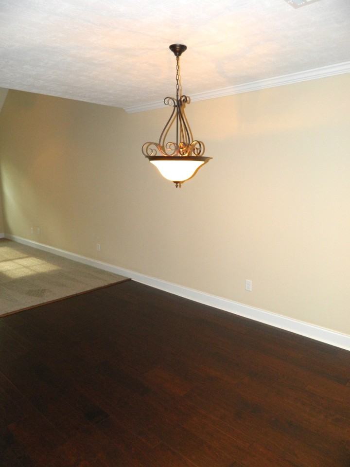 517 Scenic Dr - Photo 7 of 26