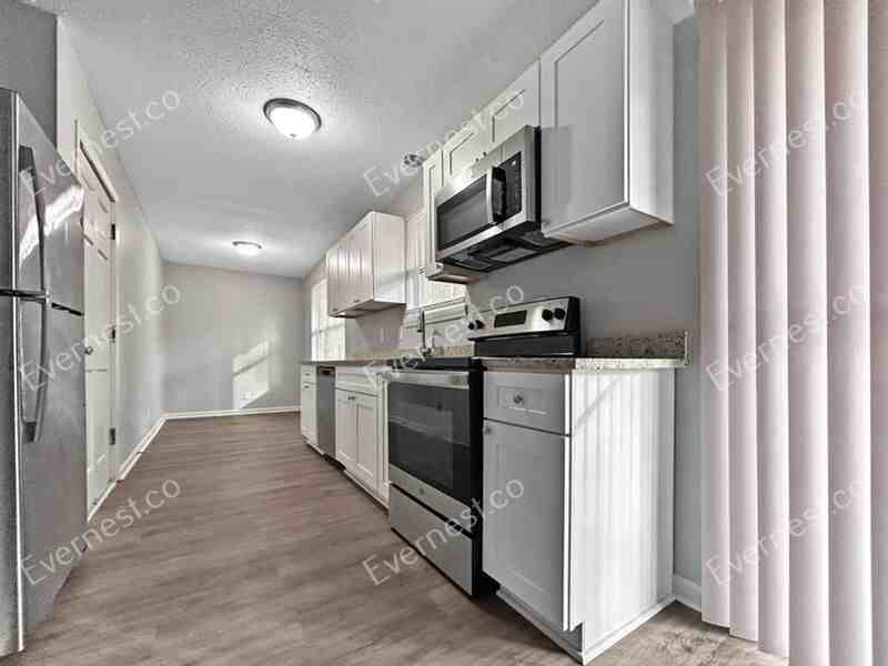 4365 Stonewall Tell Rd - Photo 2 of 17