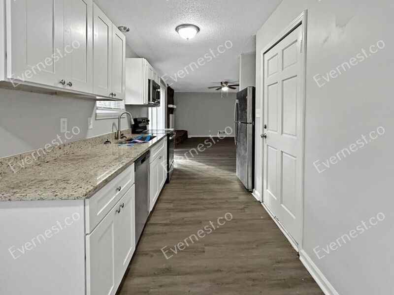 4365 Stonewall Tell Rd - Photo 3 of 17