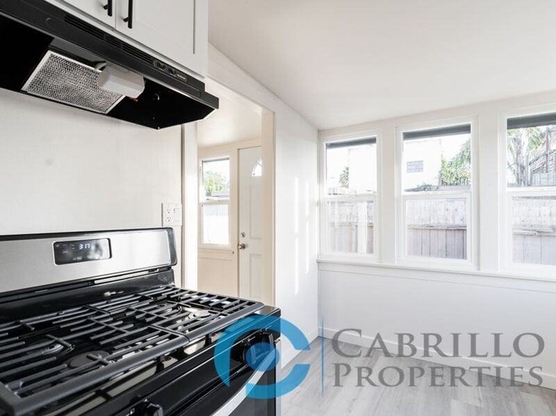 138 5th Ave #A - Photo 3 of 12