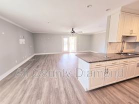 807 S Longwood Cir - Photo 1 of 1
