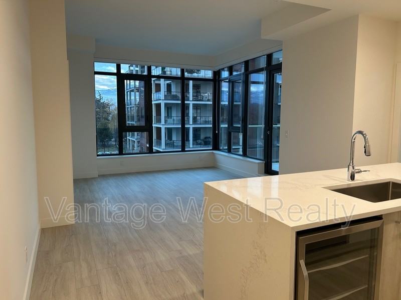 3700 Capozzi Rd - Photo 5 of 14