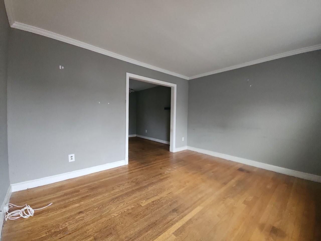 1058 N Monroe St - Photo 2 of 22