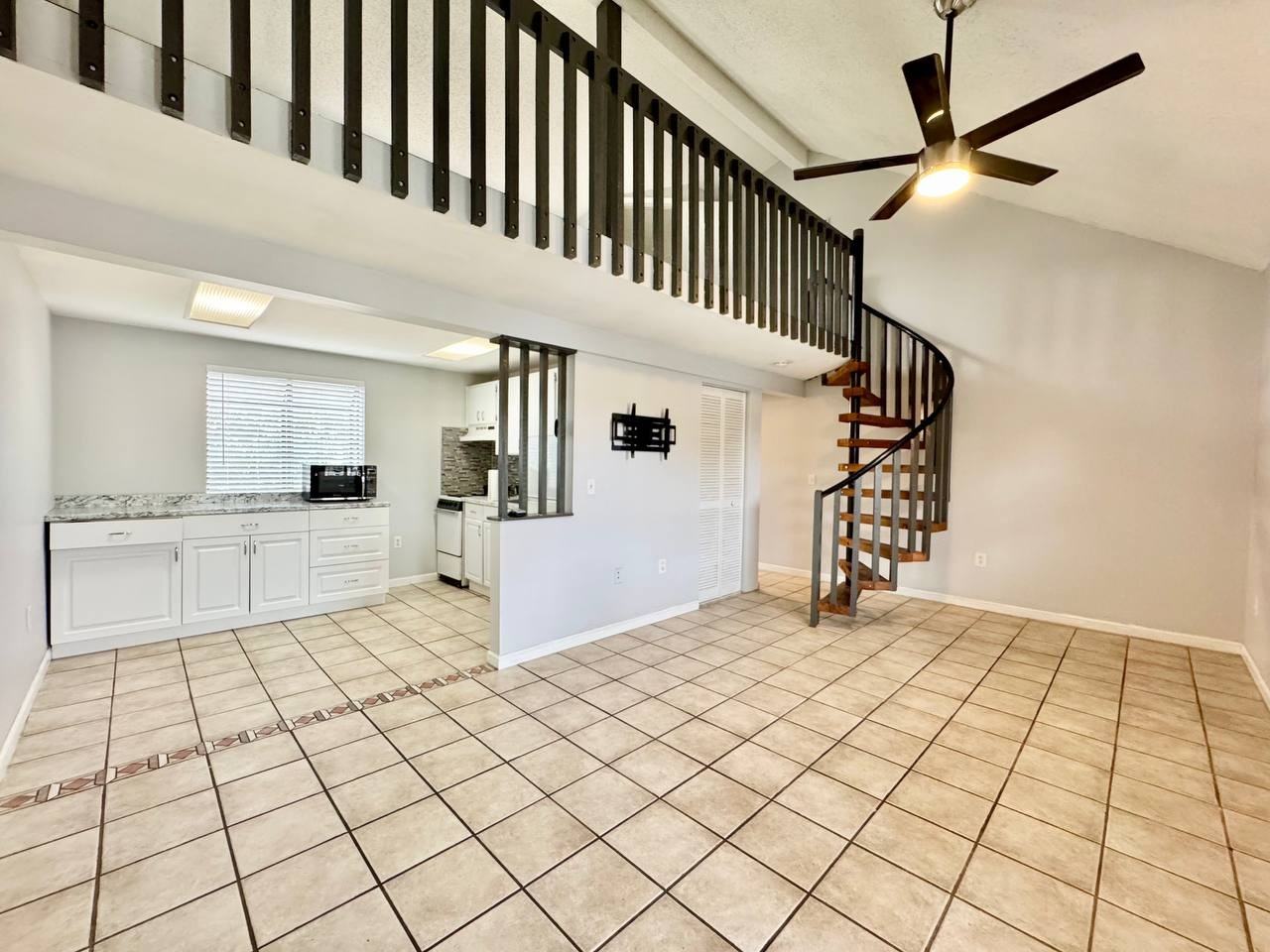 2166 Bradford St #125 - Photo 2 of 12