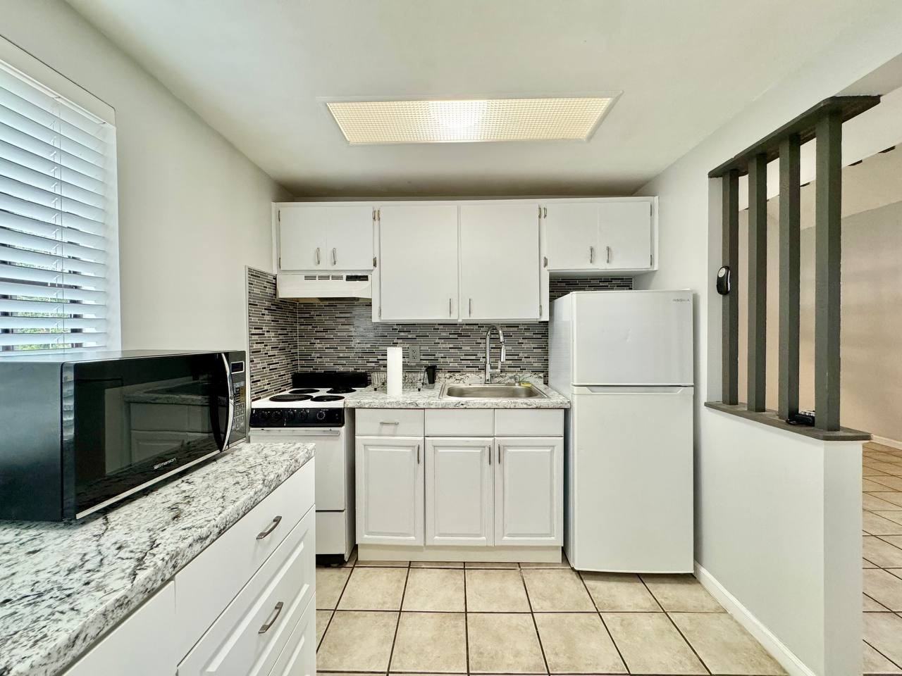 2166 Bradford St #125 - Photo 7 of 12