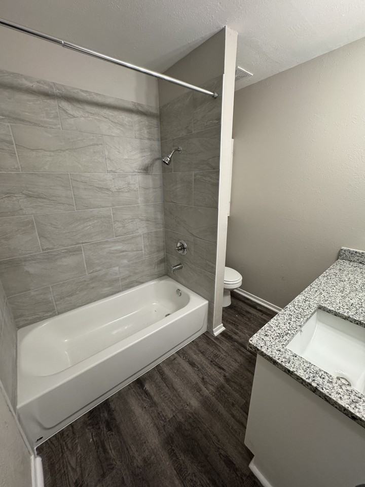 245 Rancho Dr - Photo 2 of 19