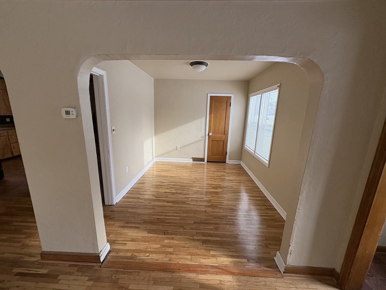 540 W Maple Ave - Photo 4 of 22