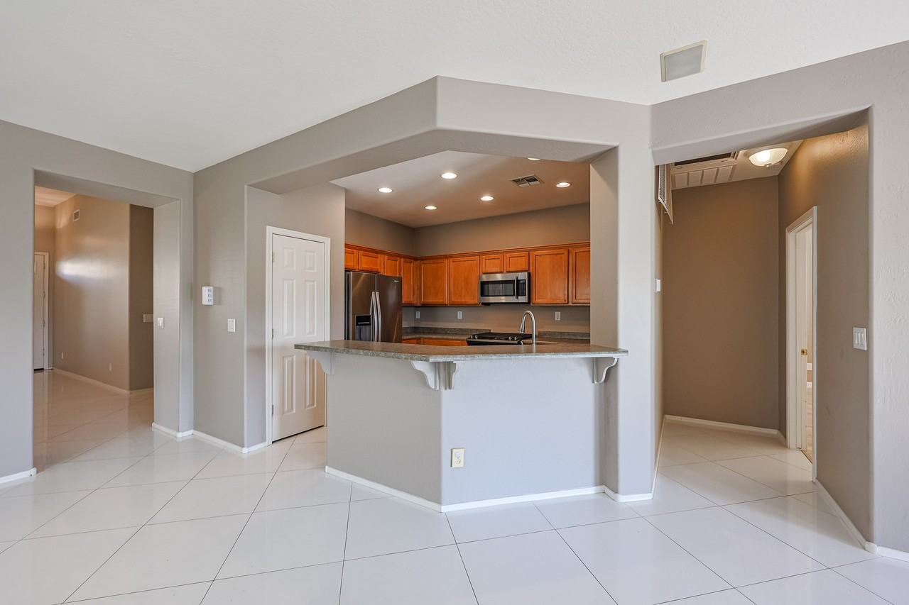 40741 N Citrus Canyon Trl - Photo 4 of 47