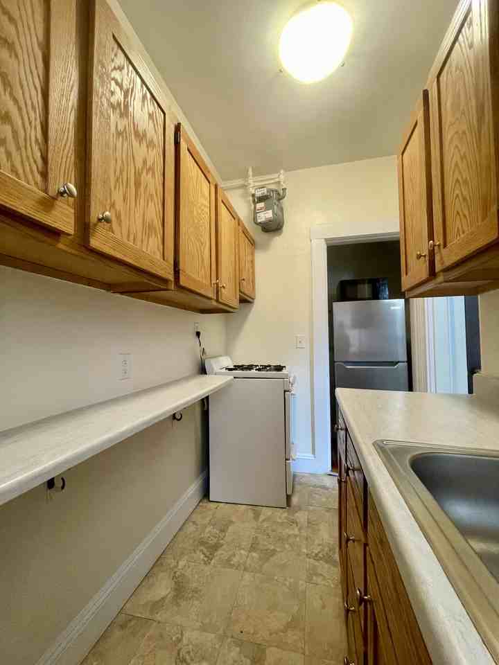 1368 Commonwealth Ave #2 - Photo 7 of 14