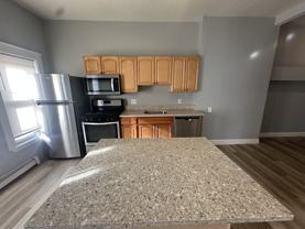 118 Gladstone St #B - Photo 1 of 1