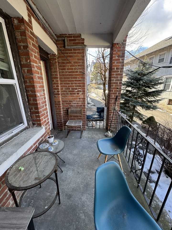 26 Chiswick Rd #4 - Photo 5 of 30