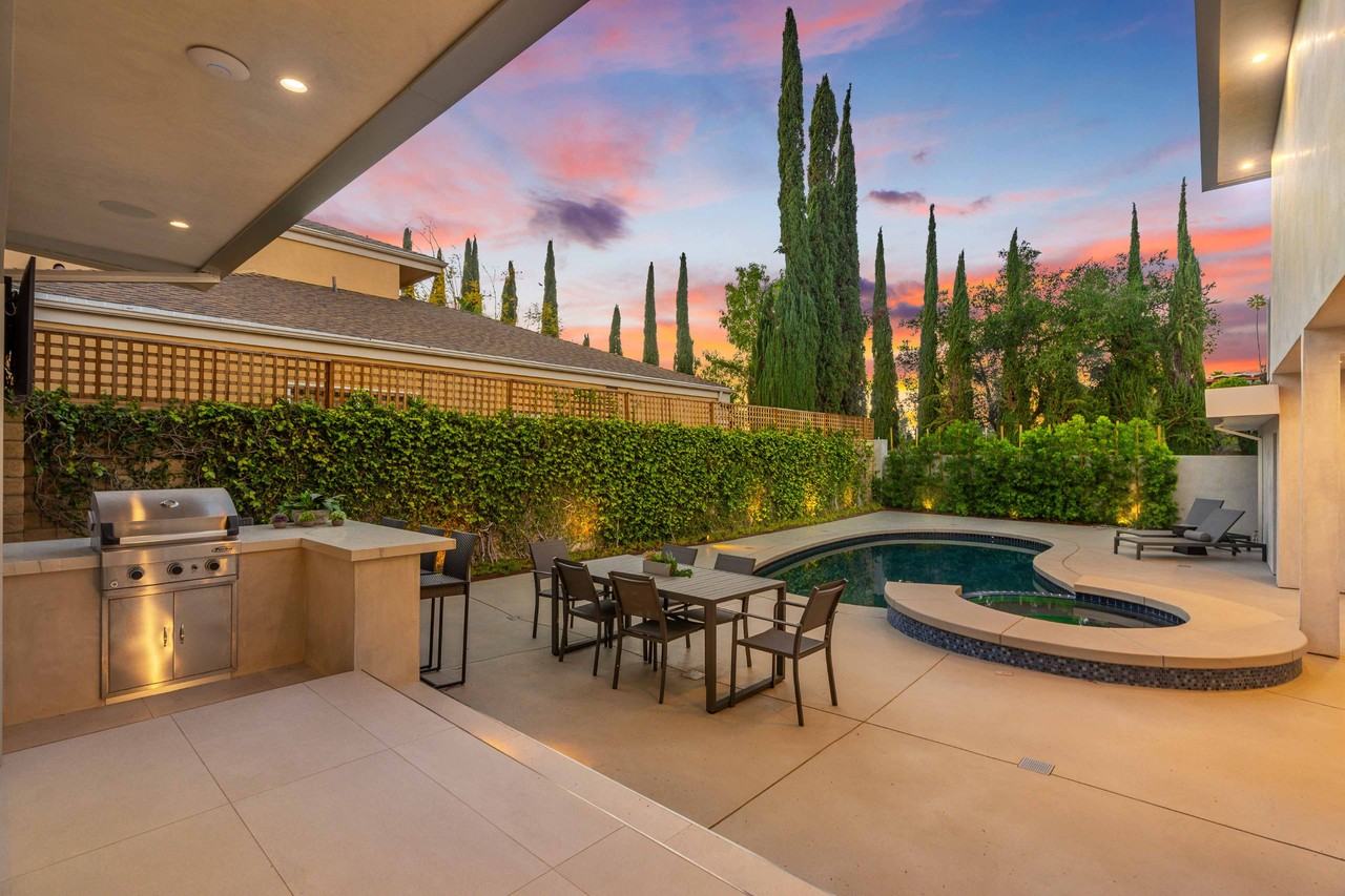 2189 Summitridge Dr #NA - Photo 6 of 50