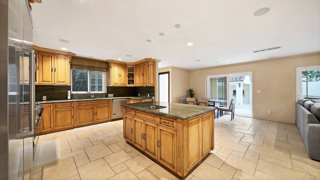 6138 Maryland Dr #NA - Photo 5 of 46