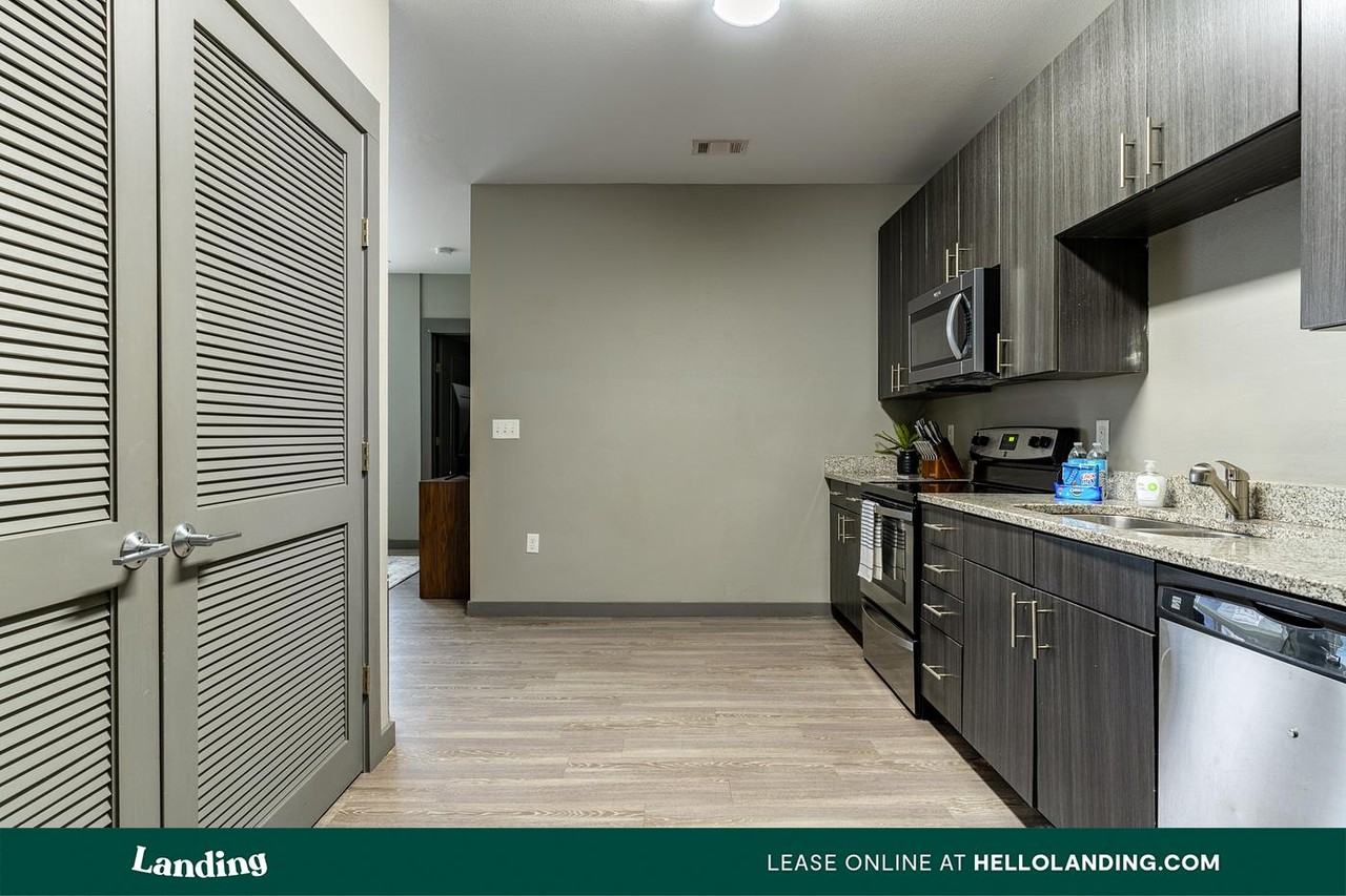 3565 Mynders Ave - Photo 4 of 50