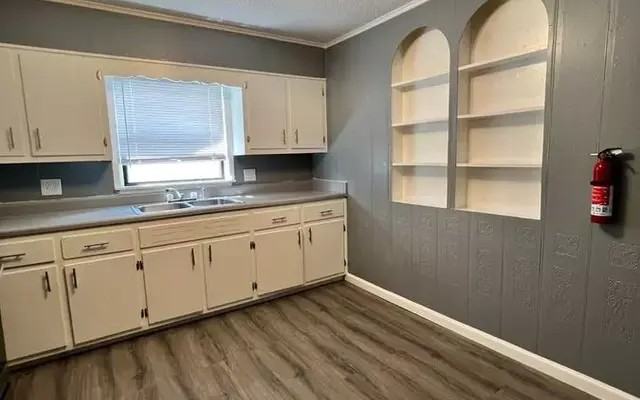 Oak Tree Apartments - Photo 3 of 22