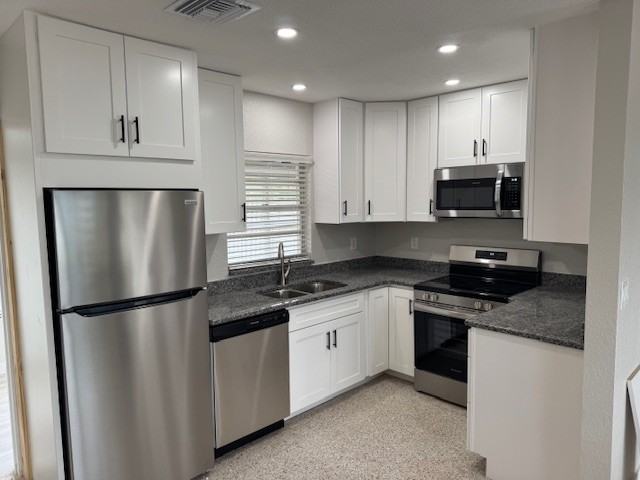 124 Niemira Avenue - Photo 2 of 6